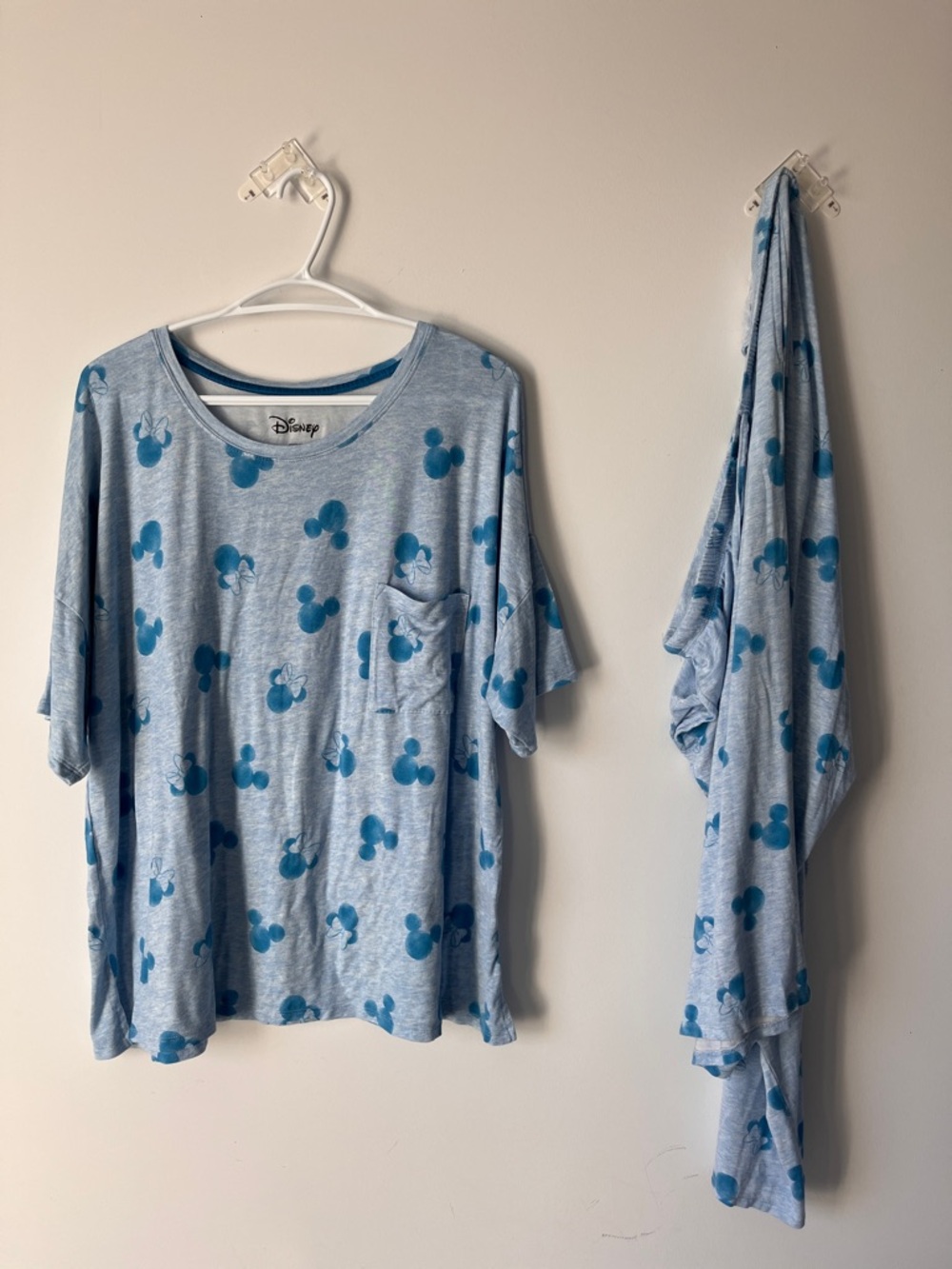 🔥CLEAROUT🔥Mickey Mouse 2-pc Pajamas Set XL | Comfy Lounge Sleepwear Disney
